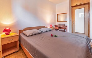 Wifi gratis y ropa de cama 