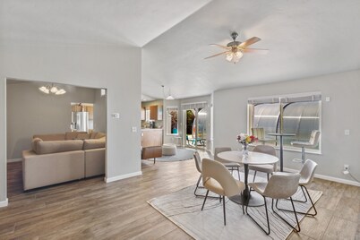 *PRIVATE LEISURE POOL* 3bd 2ba Home Near Bypass&Amenities