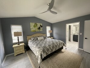 3 bedrooms, travel cot, free WiFi, bed sheets