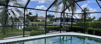 Punta Gorda Isles Home -Waterfront Canal,Private Pool, Bird Section, gulf access