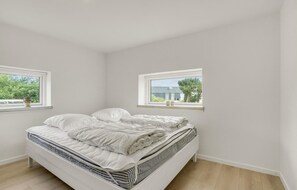 3 bedrooms, free WiFi - 2 bedroom awesome home in Juelsminde (Juelsminde)