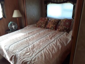2 Schlafzimmer, Bettwäsche