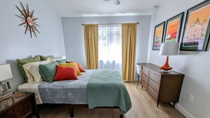 Room - Cozy Cottage close to UF, Stadium, and downtown Gainesville! (Gainesville)