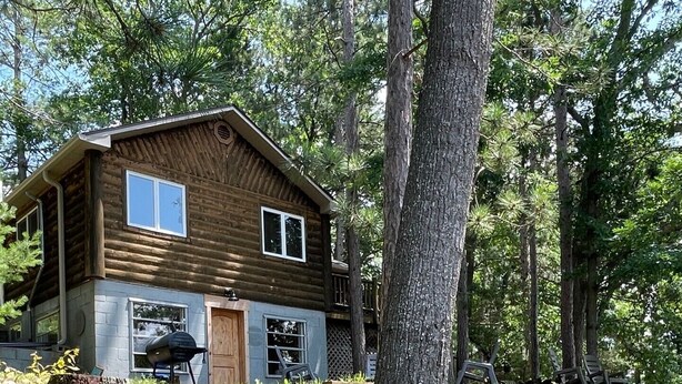 Exterior - Beautiful 2 BR Lakefront Cabin on Long Lake, Harrison Mi (Harrison)
