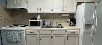 Peaceful lake retreat