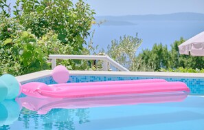 Pool - Nice home in Podstrana (Podstrana)