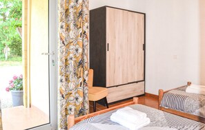 2 bedrooms, free WiFi