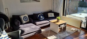 TV, fireplace, DVD player, stereo