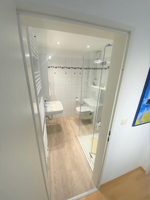 Shower, hair dryer - Vacation home Am Kurzentrum 26 No. 2 (Wittmund)