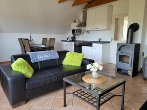 Uklassifisert bilde, 3 av 16, knapp