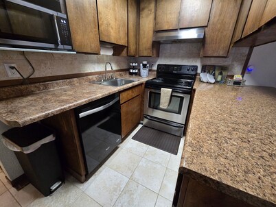 VC Stay 'O'Day O'Night'