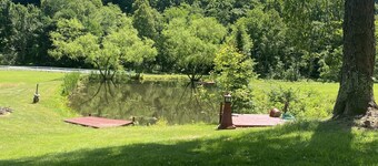 Rustic little Cabin just minutes from Deersville, no wifi no internet