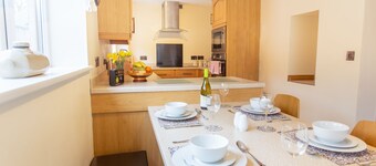 Lovely 3-Bed Cottage in the quiet hamlet of Horeb