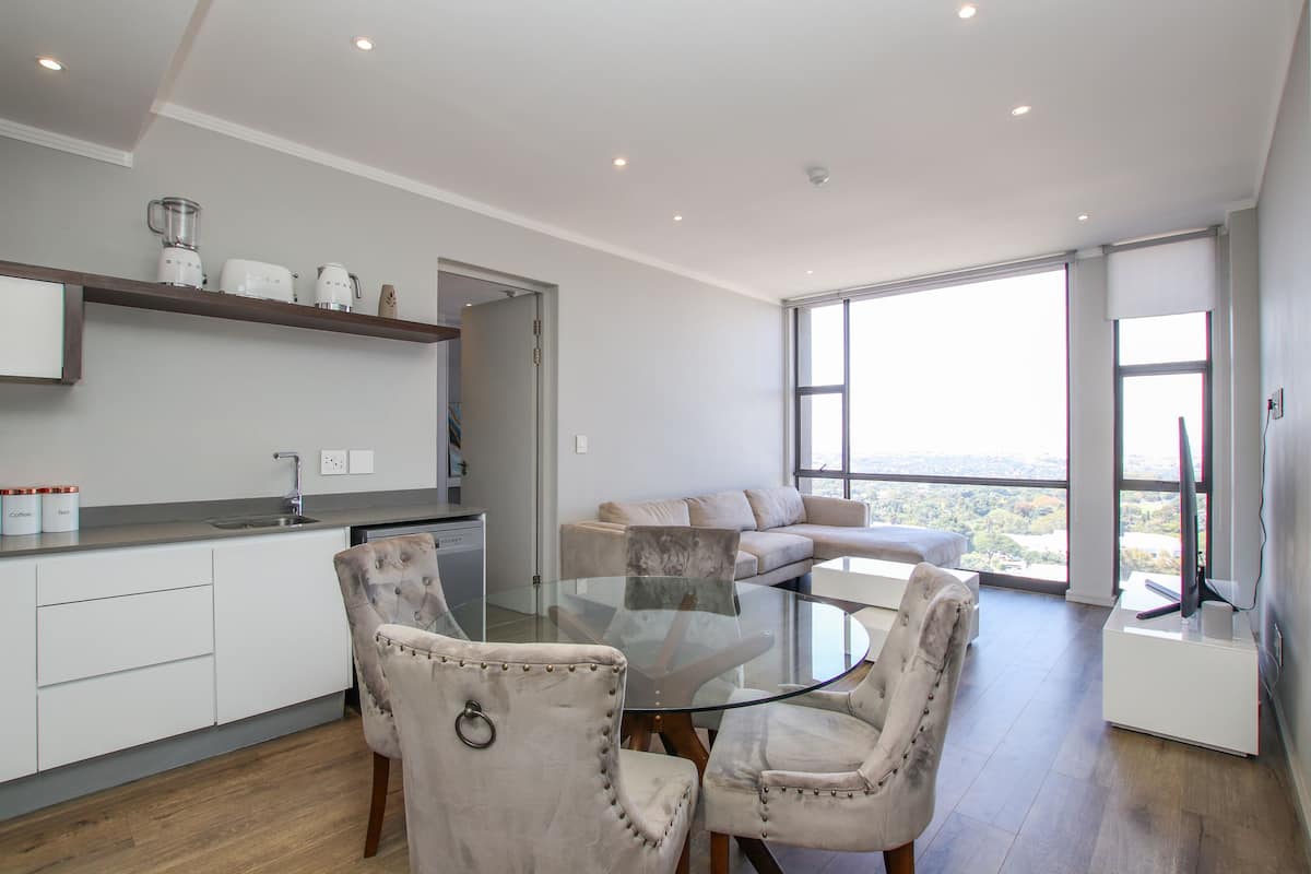 Business Apartment, 2 Bedrooms | Living area | 45-inch Smart TV with cable channels, TV, Netflix