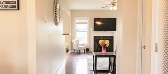 SPACIOUS HOUSE WITH PLAYROOM