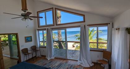 Spacious Beach Front Home - Swim, Snorkel, Dive, Paddle, at your doorstep!