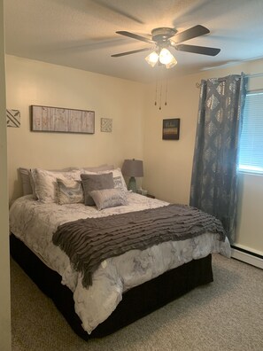 2 bedrooms, iron/ironing board, free WiFi, bed sheets