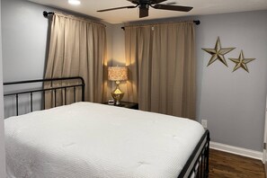 3 bedrooms, iron/ironing board, WiFi
