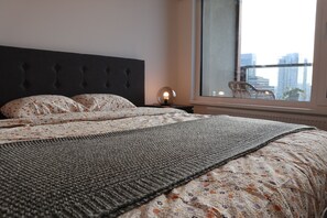 1 chambre, bureau, fer et planche à repasser, Wi-Fi gratuit