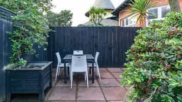 2 Bed Apartment - Seashells | Terrace/patio