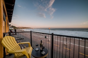 Front of property - Esplanade Apartments (Dunedin)