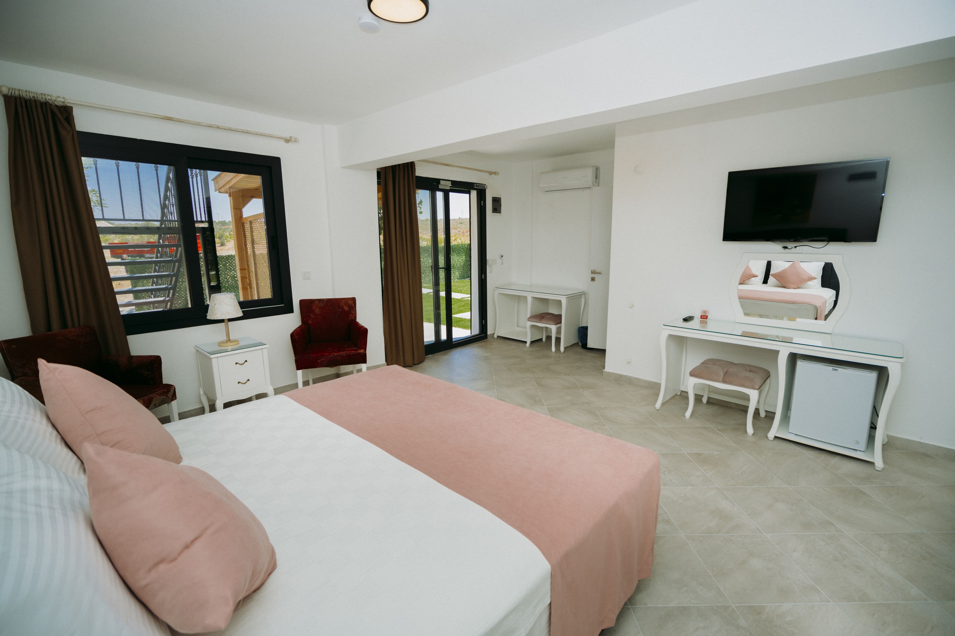 Camera Presidenziale | Insonorizzazione, Wi-Fi gratuito, lenzuola