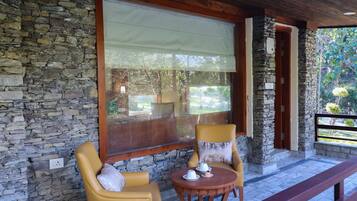 Cottage | Balcony