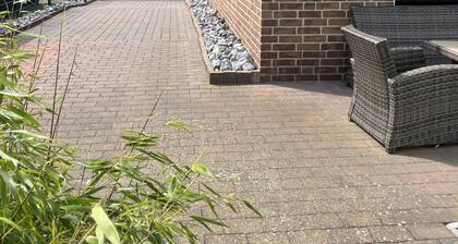 500m zum Hundestrand, eingezäunter Garten, ebenerdig, 2 Bäder