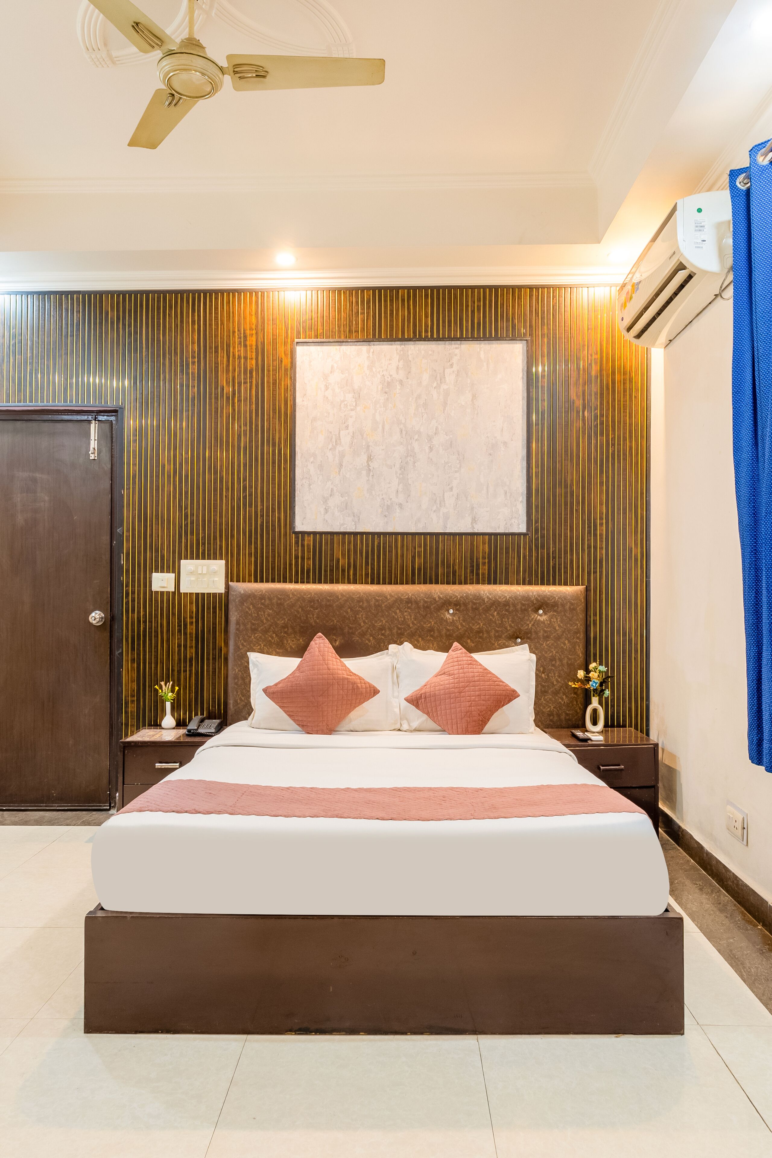 Superior Room | Egyptian cotton sheets, premium bedding, Select Comfort beds, desk