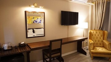 Junior Room | Free WiFi