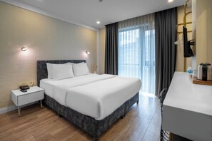 Deluxe Double Room | Egyptian cotton sheets, premium bedding, memory foam beds, minibar - actuel life hotel (Istanbul)
