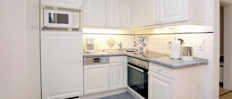 Microwave, oven, dishwasher