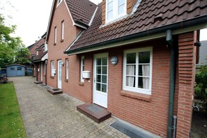 Exterior - Ferienwohnung mit 2- Zimmern auf ca. 35m² (Wyk auf Föhr)