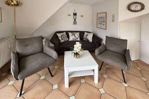 Télévision, lecteur de DVD, chaßne hi-fi