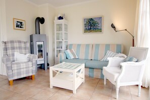 TV, fireplace, DVD player, stereo