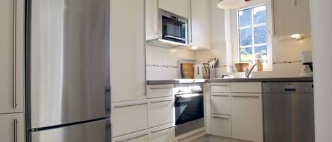 Microwave, oven, dishwasher