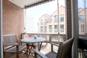 Outdoor dining - Ferienwohnung für 2 Personen mit ca. 34,5m² (Wyk auf Föhr)