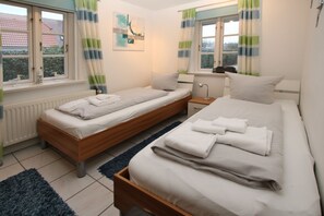 2 chambres, fer et planche à repasser, Wi-Fi gratuit