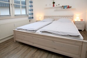 1 bedroom, iron/ironing board, free WiFi - Ferienwohnung mit 2-zimmern mit ca. 45m² am Südstrand (Wyk auf Föhr)