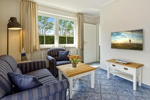 TV, stereo - Ferienwohnung mit 2- Zimmern auf ca. 48m² (Wyk auf Föhr)