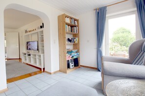 تلفزيون، مشغل دي في دي، ستيريو