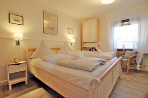 1 bedroom, free WiFi - Ferienwohnung mit 2- Zimmern auf ca. 62m² (Wyk auf Föhr)