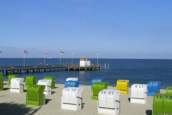 Beach nearby - Ferienwohnung mit 3 - Zimmern auf ca. 60m² (Wyk auf Föhr)