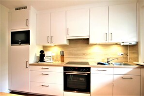 Microwave, oven, dishwasher, highchair