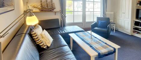 Televisión, reproductor de DVD y estéreo