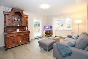 Fernseher, Stereoanlage