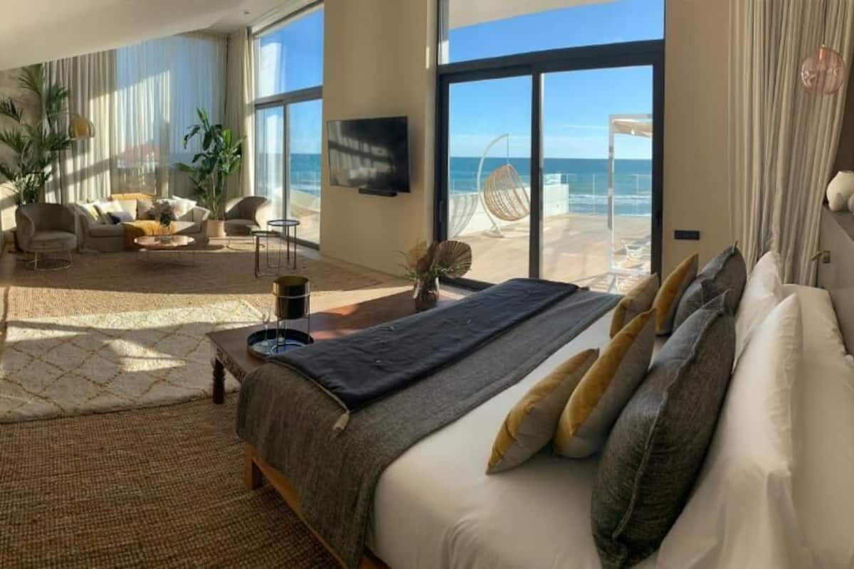 Deluxe Double Room, Terrace, Sea View | Premium bedding, minibar, in-room safe, desk