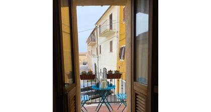 Lovely and very central apartment in Magliano in Tuscany