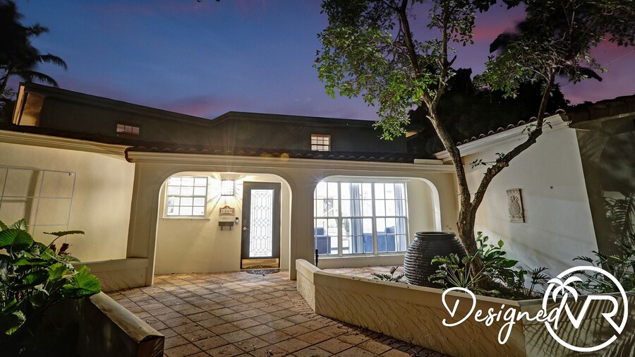 Waterfront 7BR Villa with Heated Pool