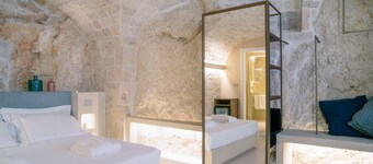 Vico Bianco Raro Rooms Collections